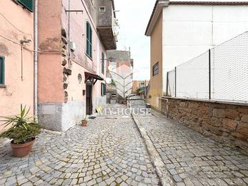 Appartamento di 95 m² con 3 locali a Monte Compatr
