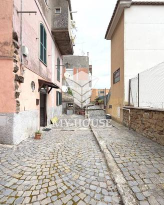 Appartamento di 95 m² con 3 locali a Monte Compatr