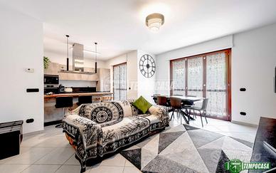 TRILOCALE DI RECENTE COSTRUZIONE CON BOX DOPPIO E