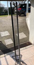 Porta CD di Metallo a Colonna