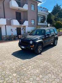Jeep Cherokee 2.8 CRD