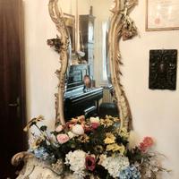 antiquariato specchiera con fioriera veneziana