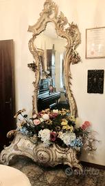 antiquariato specchiera con fioriera veneziana