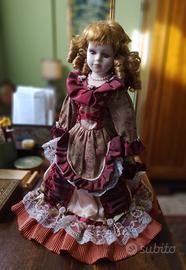 Bambola di porcellana