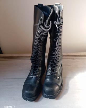 Anfibi New Rock donna tg. 38.