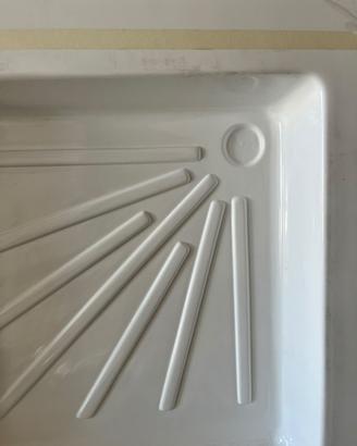 Piatto doccia in pvc, ideale per camper e van