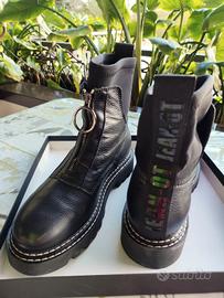 Scarponcini da donna in pelle