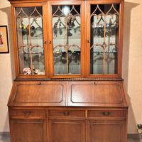 Credenza con ribalta in legno