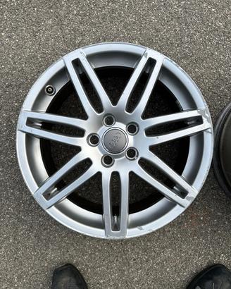 Cerchi originali Audi R18 5x112