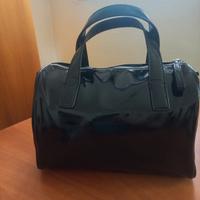 Borsetta vernice nera