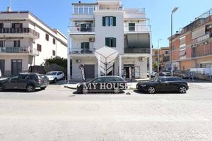 Appartamento di 110 m² con 4 locali e box auto a R