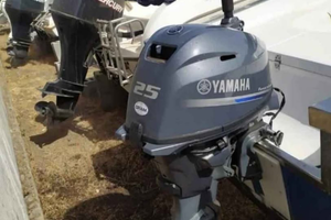 Motore Yamaha per imbarcazioni