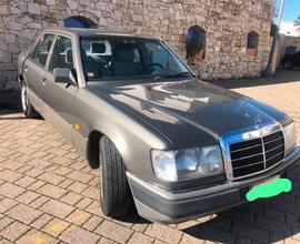 MERCEDES Classe E 124 anni - 1990