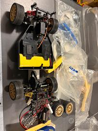 Macchian radiocomadata 1/10 smontata