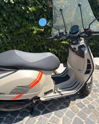 Vespa 310 gtv