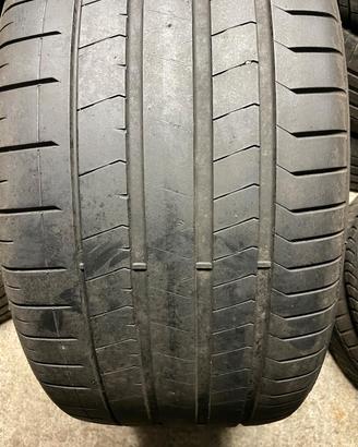 Gomme usate posteriori Lamborghini Urus 