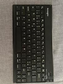 Tastiera bluetooth portatile