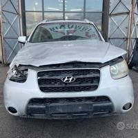 Ricambi Hyundai Santafe 2.2 CRDi 155cv del 2007