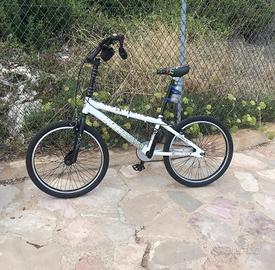 Bici  bmx da 24 in alluminio
