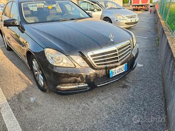 E 220