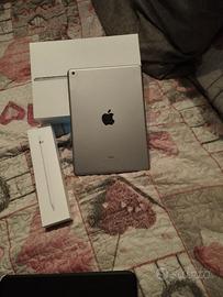 iPad 6°Gen. 32 GB con pencil e completi di tutto