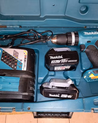 Trapano a percussione a batteria