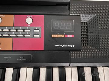 tastiera yamaha psr f51