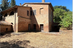 Porzione di casale in Toscana zona chianti