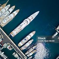 Barche yacht cabinati wa usati privati