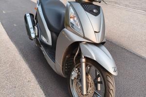 Kymco People GTi