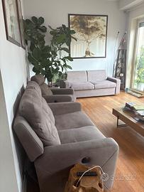 Set di 2 divani e 1 poltrona – €800