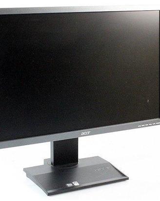Monitor HP e Acer 22" LCD da Ufficio