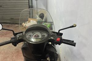 Aprilia Scarabeo light street 200