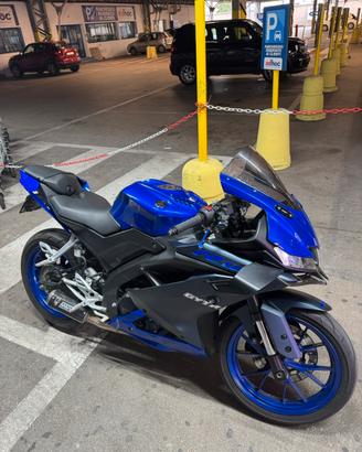 R125 2022