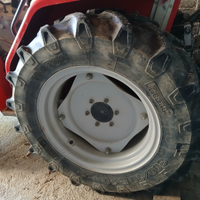 Gomme trattore agricolo