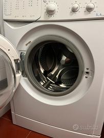 Lavatrice Indesit 5 kg