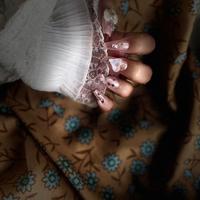 Manicure indossabile realizzata interamente a mano