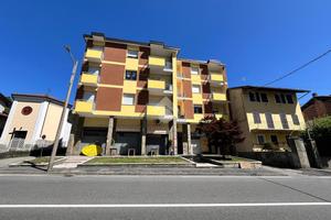 4 LOCALI A CASTELLAMONTE