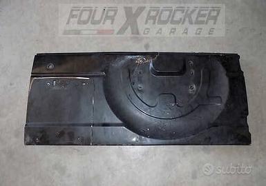 Sponda spondina portellone Mitsubishi Pajero 1