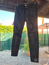 Jeans neri Stradivarius taglia S