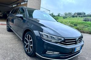 Volkswagen Passat Alltrack 2.0 TDI 190 CV 4MOTION 