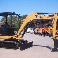MiniEscavatore usato CATERPILLAR 302.5