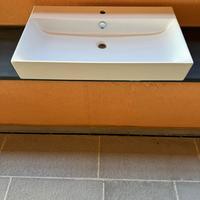 lavandino bagno Marca Ceramiche Catalano.