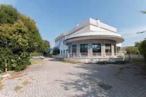 RONCHI dei LEGIONARI: CAPANNONE COMMARCIALE