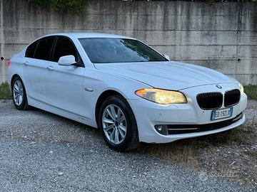 BMW 520 automatica 184cv 2011