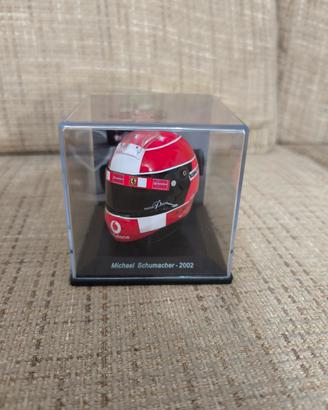 casco Schumacher 2002 scala 1:5 con teca