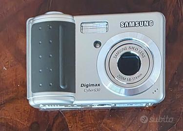 Macchina fotografica Samsung vintage 