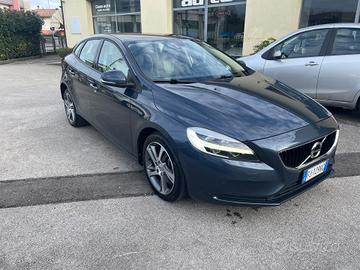 Volvo V40 D2 Geartronic Business
