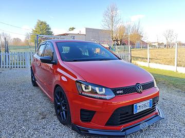 VW POLO NEOPATENTATI