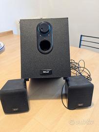 Casse amplificate con subwoofer per PC TRUST